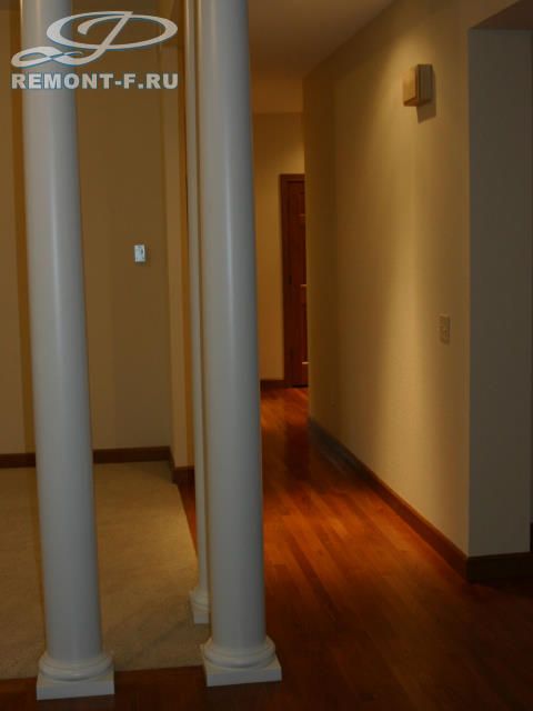 Фото ремонта  коридора в коттедже на ключ – фото 199