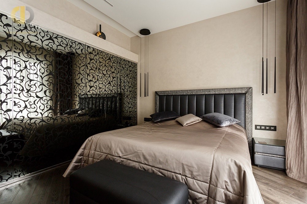 Интерьер спальни в стиле арт-деко со встроенной системой хранения