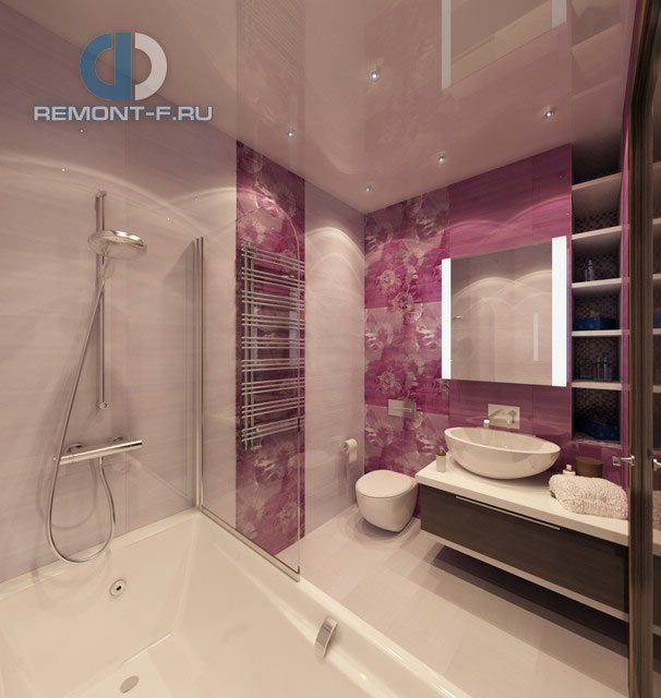 Ванная комната, отделанная дизайнерской плиткой с флористическим рисунком