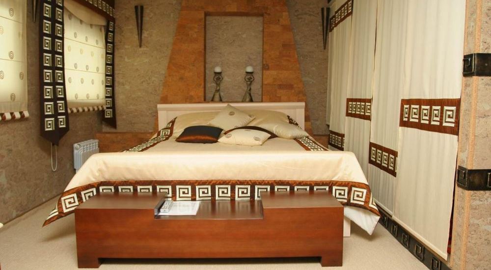 На фото:Ремонт спальни в египетском стиле