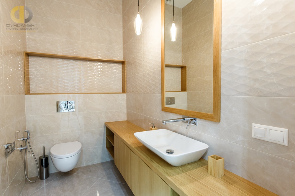 Интерьер ванной комнаты в 4-комнатной квартире в Сколково