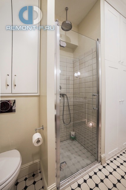 Ремонт ванной комнаты под ключ с душевой кабиной. Фото душевой кабины
