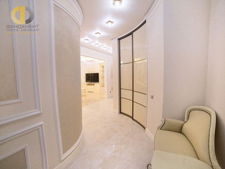 Фото ремонта 4 комнатной квартиры 150 кв. м в стиле неоклассика. Фото ремонта коридора