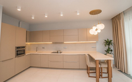 Ремонт кухни в трёхкомнатной квартире 109 кв.м в стиле минимализм