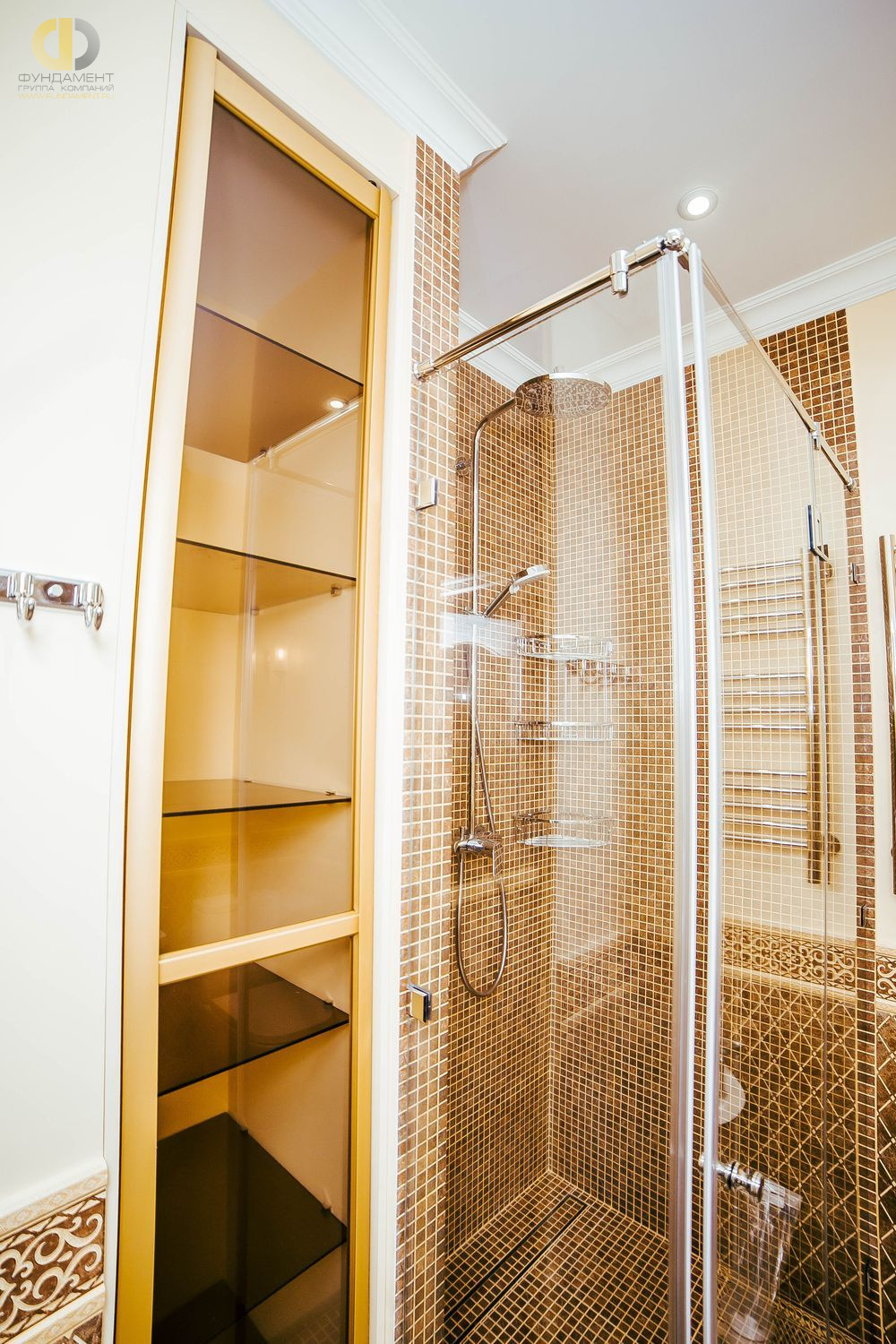 Фото ремонта ванной в трёхкомнатной квартире 86 кв.м в классическом стиле – фото 129