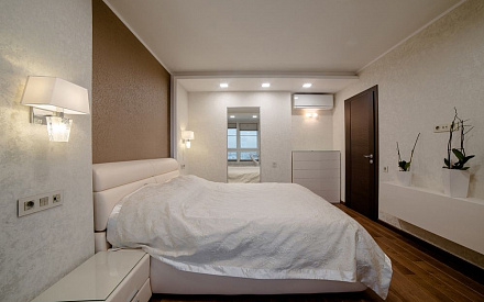 Ремонт спальни в четырёхкомнатной квартире 137 кв.м в современном стиле13