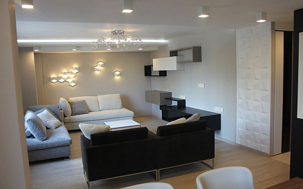 Ремонт трехкомнатной квартиры в стиле минимализм. Реальная фотография гостиной