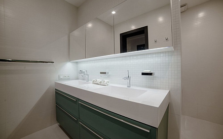 Ремонт ванной в четырёхкомнатной квартире 137 кв.м в современном стиле26